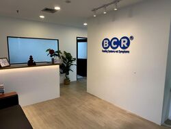 North Bridge Centre (D7), Office #518865281